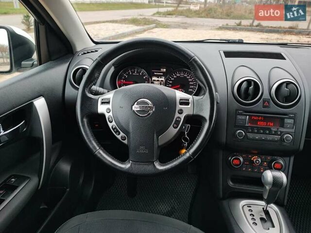 Білий Ніссан Кашкай, об'ємом двигуна 2 л та пробігом 128 тис. км за 11800 $, фото 28 на Automoto.ua