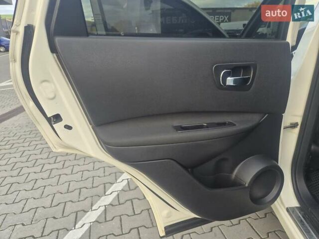 Ниссан Кашкай 2013 в Тернополе на Automoto.ua Белый Ниссан Кашкай, объемом двигателя 2 л и пробегом 135 тыс. км за 10900 $, фото 22 на Automoto.ua