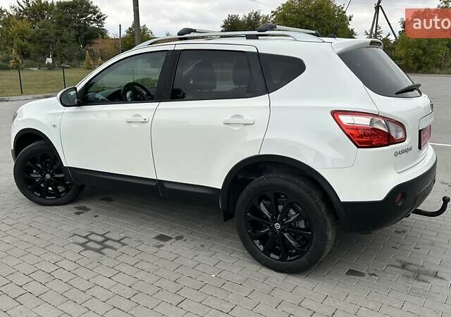 Белый Ниссан Кашкай, объемом двигателя 1.5 л и пробегом 229 тыс. км за 10850 $, фото 19 на Automoto.ua