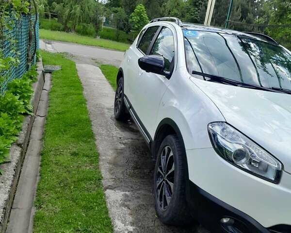 Белый Ниссан Кашкай, объемом двигателя 2 л и пробегом 193 тыс. км за 11750 $, фото 13 на Automoto.ua