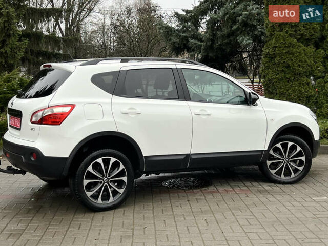 Белый Ниссан Кашкай, объемом двигателя 1.6 л и пробегом 182 тыс. км за 11399 $, фото 11 на Automoto.ua