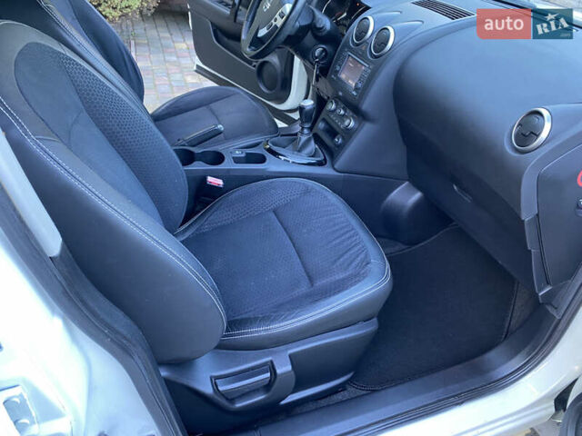 Білий Ніссан Кашкай, об'ємом двигуна 1.5 л та пробігом 219 тис. км за 11899 $, фото 30 на Automoto.ua