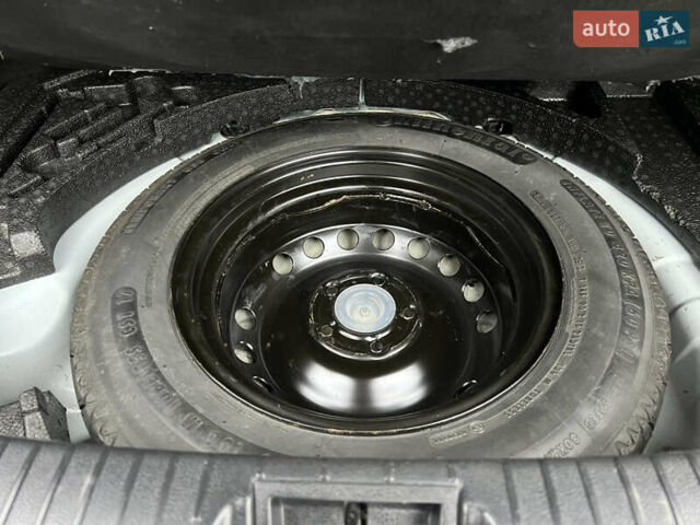 Белый Ниссан Кашкай, объемом двигателя 1.6 л и пробегом 182 тыс. км за 11399 $, фото 42 на Automoto.ua