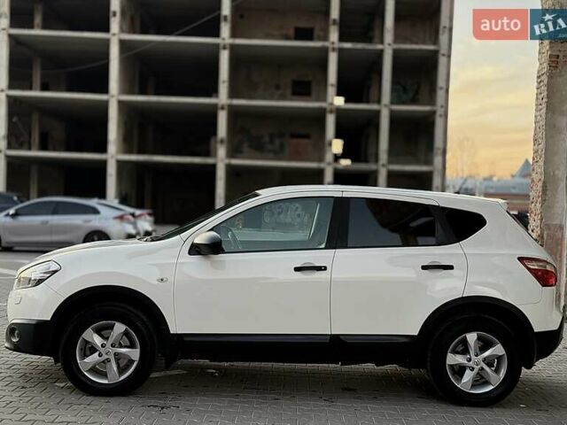 Білий Ніссан Кашкай, об'ємом двигуна 1.5 л та пробігом 227 тис. км за 9555 $, фото 16 на Automoto.ua
