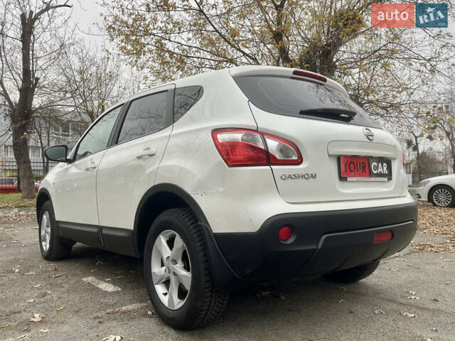 Білий Ніссан Кашкай, об'ємом двигуна 2 л та пробігом 118 тис. км за 11500 $, фото 12 на Automoto.ua