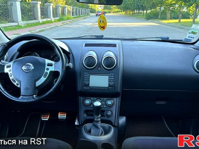 Белый Ниссан Кашкай, объемом двигателя 1.6 л и пробегом 174 тыс. км за 11900 $, фото 4 на Automoto.ua