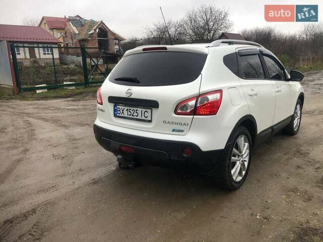 Білий Ніссан Кашкай, об'ємом двигуна 1.6 л та пробігом 265 тис. км за 10200 $, фото 2 на Automoto.ua