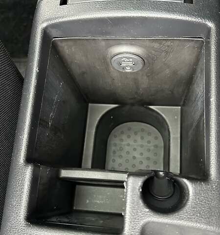 Белый Ниссан Кашкай, объемом двигателя 1.5 л и пробегом 229 тыс. км за 10850 $, фото 51 на Automoto.ua