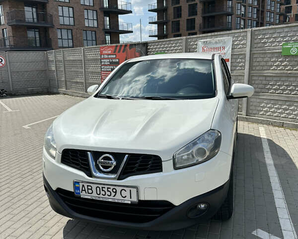 Белый Ниссан Кашкай, объемом двигателя 2 л и пробегом 153 тыс. км за 12500 $, фото 11 на Automoto.ua