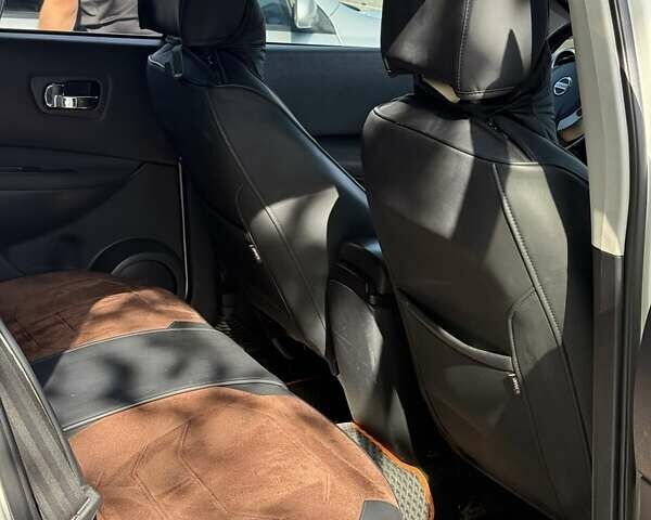 Белый Ниссан Кашкай, объемом двигателя 2 л и пробегом 178 тыс. км за 11300 $, фото 8 на Automoto.ua