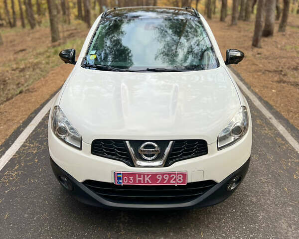 Ниссан Кашкай 2013 в Решетиловке на Automoto.ua Белый Ниссан Кашкай, объемом двигателя 1.6 л и пробегом 228 тыс. км за 11400 $, фото 1 на Automoto.ua