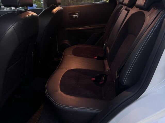 Белый Ниссан Кашкай, объемом двигателя 1.5 л и пробегом 199 тыс. км за 4149 $, фото 11 на Automoto.ua