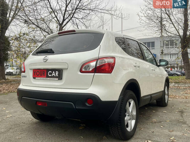 Білий Ніссан Кашкай, об'ємом двигуна 2 л та пробігом 118 тис. км за 11500 $, фото 14 на Automoto.ua