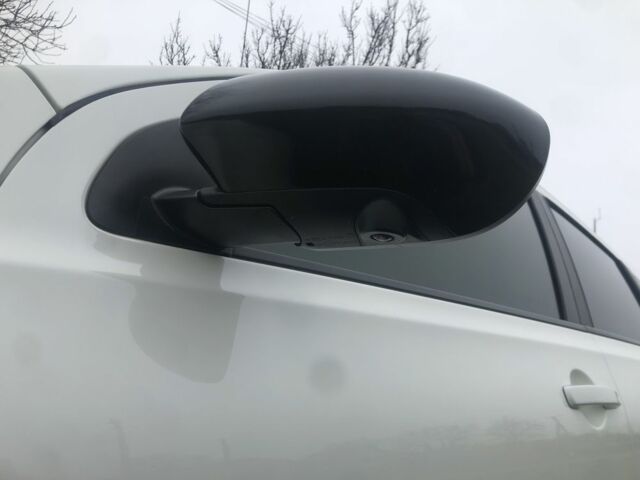 Белый Ниссан Кашкай, объемом двигателя 2 л и пробегом 220 тыс. км за 11000 $, фото 14 на Automoto.ua