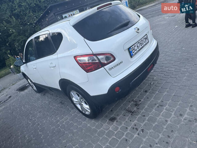 Білий Ніссан Кашкай, об'ємом двигуна 1.5 л та пробігом 208 тис. км за 11600 $, фото 8 на Automoto.ua