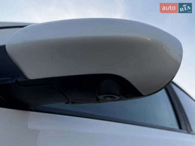 Белый Ниссан Кашкай, объемом двигателя 1.5 л и пробегом 220 тыс. км за 13500 $, фото 18 на Automoto.ua