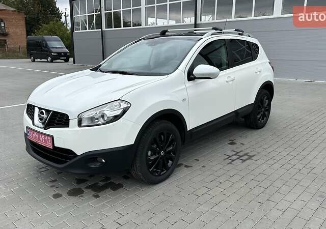 Белый Ниссан Кашкай, объемом двигателя 1.5 л и пробегом 229 тыс. км за 10850 $, фото 2 на Automoto.ua