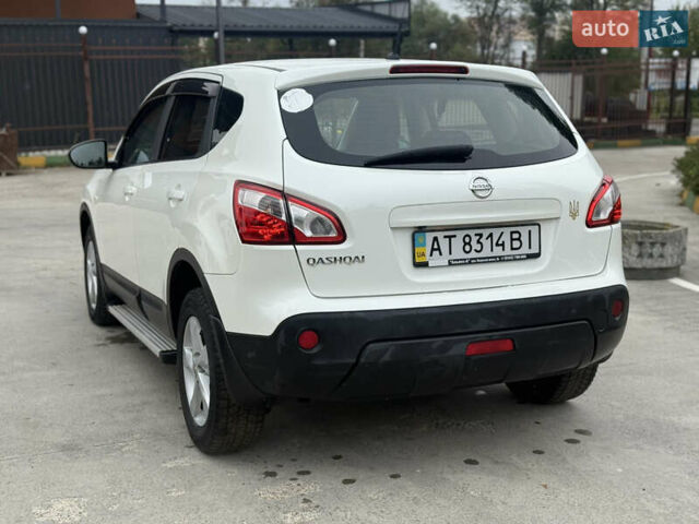 Белый Ниссан Кашкай, объемом двигателя 2 л и пробегом 139 тыс. км за 12800 $, фото 12 на Automoto.ua
