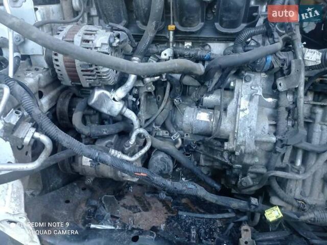 Білий Ніссан Кашкай, об'ємом двигуна 2 л та пробігом 102 тис. км за 4700 $, фото 14 на Automoto.ua