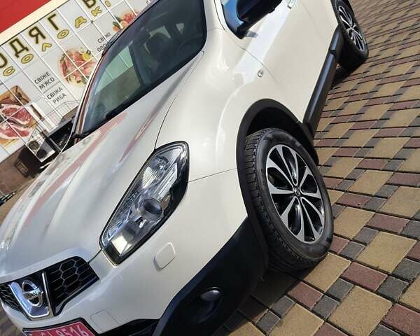 Белый Ниссан Кашкай, объемом двигателя 1.5 л и пробегом 186 тыс. км за 11900 $, фото 6 на Automoto.ua