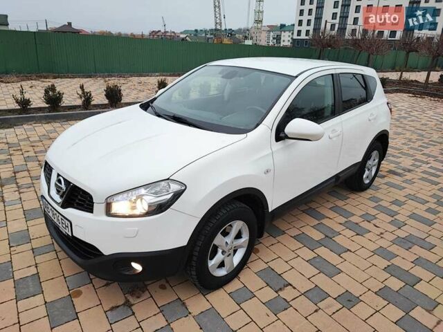 Білий Ніссан Кашкай, об'ємом двигуна 2 л та пробігом 128 тис. км за 11800 $, фото 9 на Automoto.ua