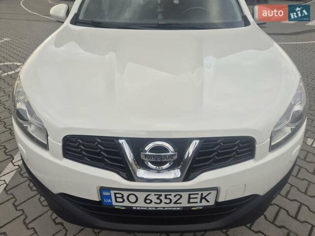 Ниссан Кашкай 2013 в Тернополе на Automoto.ua Белый Ниссан Кашкай, объемом двигателя 2 л и пробегом 135 тыс. км за 10900 $, фото 7 на Automoto.ua