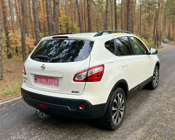 Ниссан Кашкай 2013 в Решетиловке на Automoto.ua Белый Ниссан Кашкай, объемом двигателя 1.6 л и пробегом 228 тыс. км за 11400 $, фото 6 на Automoto.ua