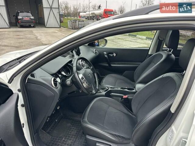 Белый Ниссан Кашкай, объемом двигателя 1.46 л и пробегом 225 тыс. км за 12350 $, фото 42 на Automoto.ua