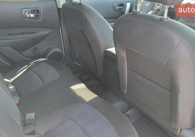 Білий Ніссан Кашкай, об'ємом двигуна 1.6 л та пробігом 295 тис. км за 10500 $, фото 19 на Automoto.ua