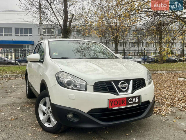 Білий Ніссан Кашкай, об'ємом двигуна 2 л та пробігом 118 тис. км за 11500 $, фото 6 на Automoto.ua