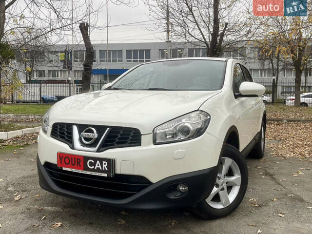 Білий Ніссан Кашкай, об'ємом двигуна 2 л та пробігом 118 тис. км за 11500 $, фото 4 на Automoto.ua
