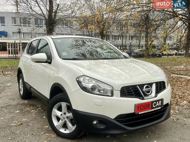 Білий Ніссан Кашкай, об'ємом двигуна 2 л та пробігом 118 тис. км за 11500 $, фото 7 на Automoto.ua