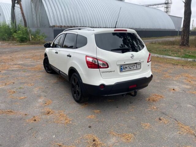 Білий Ніссан Кашкай, об'ємом двигуна 1.5 л та пробігом 307 тис. км за 10000 $, фото 3 на Automoto.ua