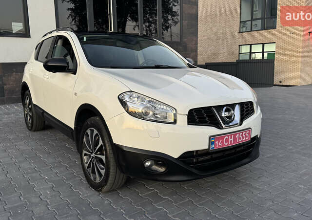 Белый Ниссан Кашкай, объемом двигателя 1.6 л и пробегом 231 тыс. км за 12399 $, фото 1 на Automoto.ua