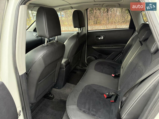 Білий Ніссан Кашкай, об'ємом двигуна 1.5 л та пробігом 177 тис. км за 12299 $, фото 11 на Automoto.ua