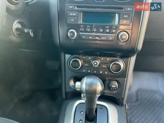 Белый Ниссан Кашкай, объемом двигателя 1.6 л и пробегом 167 тыс. км за 10000 $, фото 10 на Automoto.ua