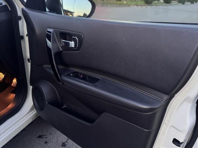 Белый Ниссан Кашкай, объемом двигателя 1.5 л и пробегом 199 тыс. км за 4149 $, фото 15 на Automoto.ua