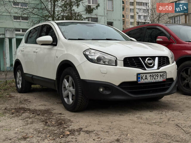 Білий Ніссан Кашкай, об'ємом двигуна 1.6 л та пробігом 175 тис. км за 11000 $, фото 28 на Automoto.ua