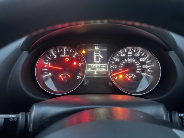 Белый Ниссан Кашкай, объемом двигателя 1.5 л и пробегом 199 тыс. км за 4149 $, фото 19 на Automoto.ua