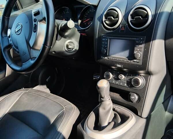 Білий Ніссан Кашкай, об'ємом двигуна 1.46 л та пробігом 151 тис. км за 13300 $, фото 7 на Automoto.ua