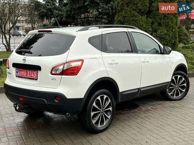 Белый Ниссан Кашкай, объемом двигателя 1.6 л и пробегом 182 тыс. км за 11399 $, фото 12 на Automoto.ua