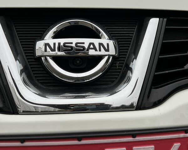 Белый Ниссан Кашкай, объемом двигателя 1.6 л и пробегом 182 тыс. км за 11399 $, фото 39 на Automoto.ua