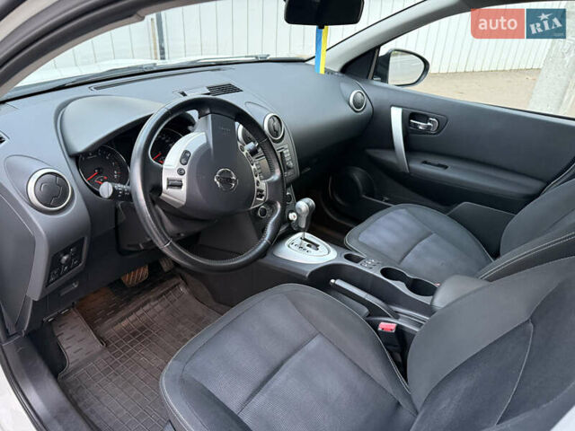 Белый Ниссан Кашкай, объемом двигателя 2 л и пробегом 118 тыс. км за 13500 $, фото 5 на Automoto.ua