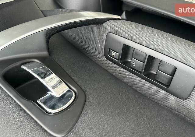 Белый Ниссан Кашкай, объемом двигателя 1.5 л и пробегом 229 тыс. км за 10850 $, фото 44 на Automoto.ua