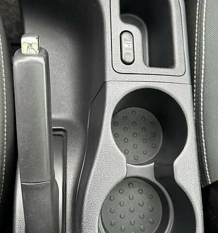 Белый Ниссан Кашкай, объемом двигателя 1.5 л и пробегом 229 тыс. км за 10850 $, фото 48 на Automoto.ua