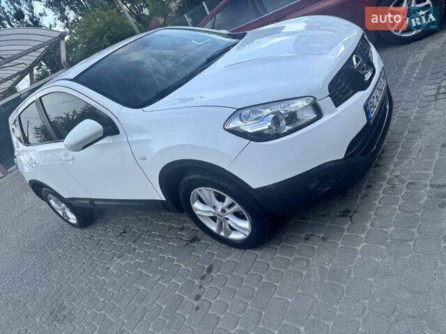 Білий Ніссан Кашкай, об'ємом двигуна 1.5 л та пробігом 208 тис. км за 11600 $, фото 1 на Automoto.ua