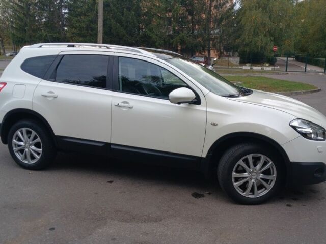 Белый Ниссан Кашкай, объемом двигателя 1.6 л и пробегом 214 тыс. км за 11800 $, фото 4 на Automoto.ua