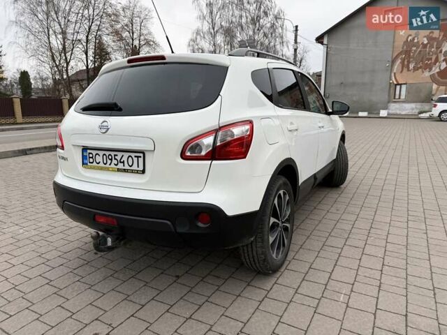 Білий Ніссан Кашкай, об'ємом двигуна 1.6 л та пробігом 233 тис. км за 11700 $, фото 2 на Automoto.ua