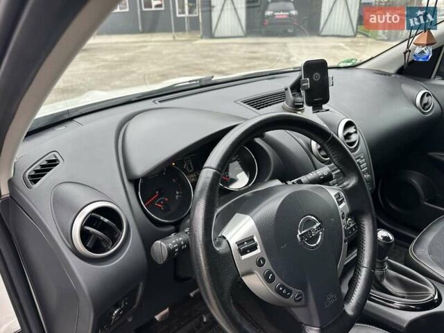 Белый Ниссан Кашкай, объемом двигателя 1.46 л и пробегом 225 тыс. км за 12350 $, фото 44 на Automoto.ua