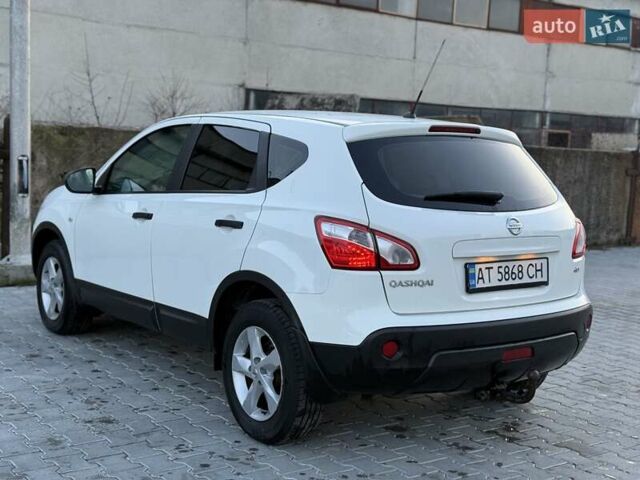 Білий Ніссан Кашкай, об'ємом двигуна 1.46 л та пробігом 228 тис. км за 8999 $, фото 11 на Automoto.ua